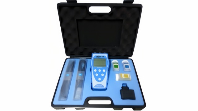 如何清洁和维护便携式电导率仪&nbsp;?